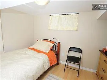 Hotel Torontos Favourite Urban B And B
